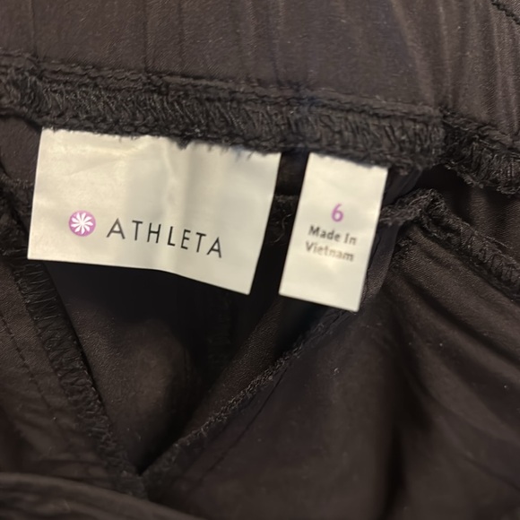 Athleta black athletic joggers with zipper pockets size 6 - Picture 6 of 7